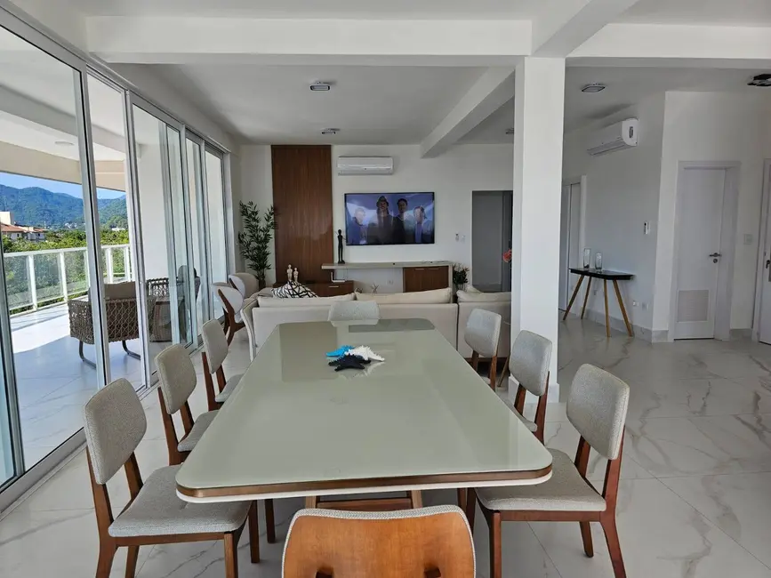 Foto 4 de Apartamento com 3 quartos à venda, 500m2 em Ubatuba - SP