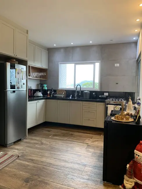 Foto 9 de Apartamento com 2 quartos à venda, 114m2 em Centro, Ubatuba - SP