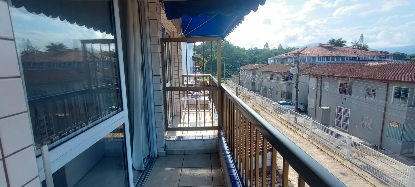 Foto 3 de Apartamento com 3 quartos à venda, 61m2 em Ubatuba - SP