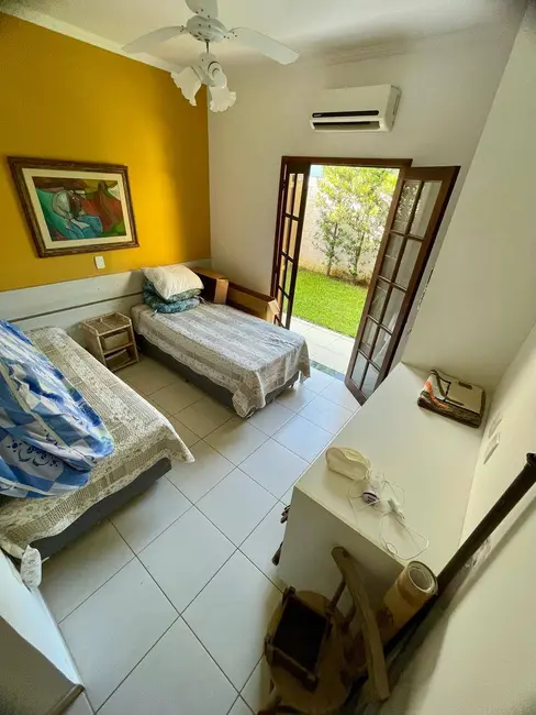 Foto 8 de Casa com 4 quartos à venda, 350m2 em Ubatuba - SP