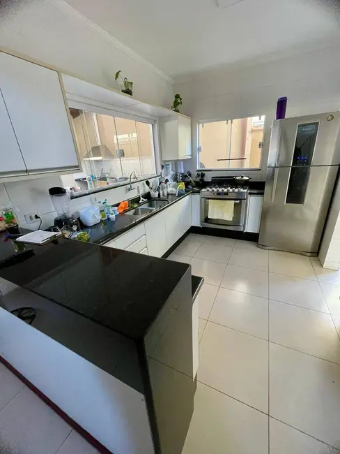 Foto 5 de Casa com 4 quartos à venda, 350m2 em Ubatuba - SP