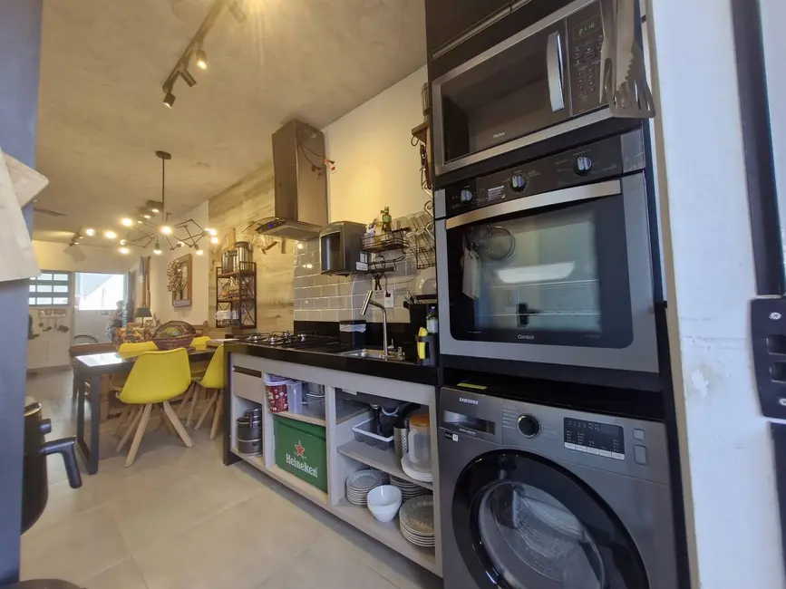 Foto 6 de Apartamento com 2 quartos à venda, 71m2 em Ubatuba - SP