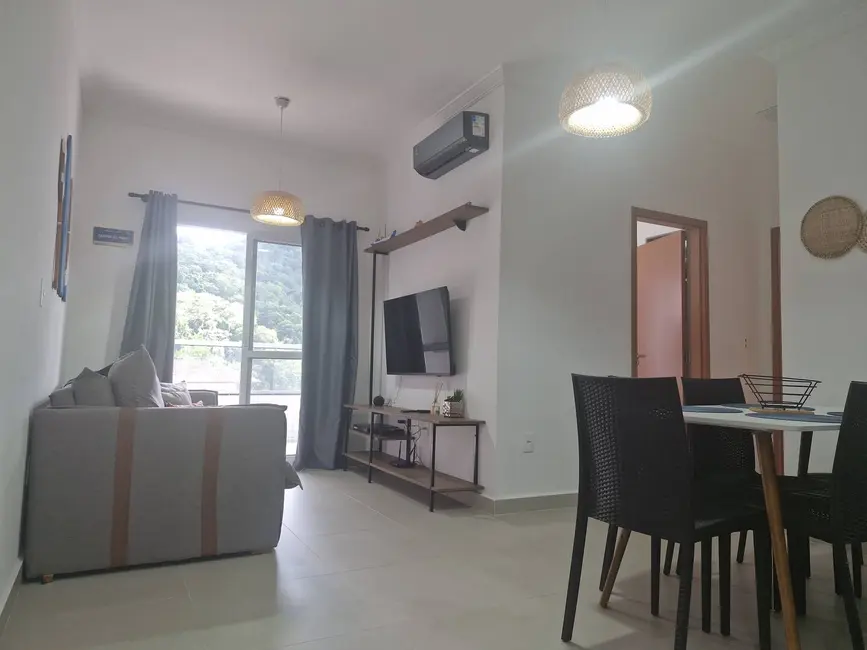 Foto 2 de Apartamento com 2 quartos à venda em Ubatuba - SP