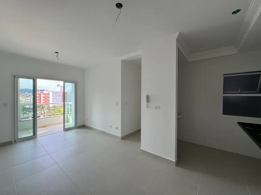 Foto 2 de Apartamento com 2 quartos à venda, 67m2 em Ubatuba - SP