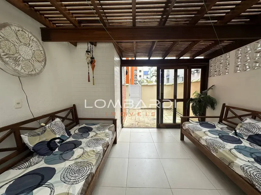 Foto 1 de Apartamento com 3 quartos à venda, 160m2 em Ubatuba - SP