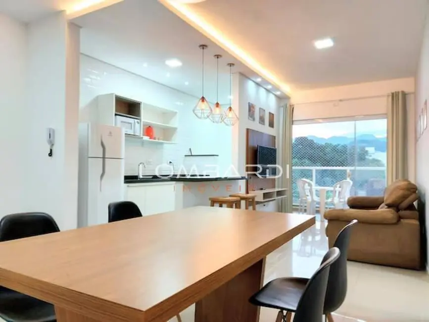 Foto 2 de Apartamento com 2 quartos à venda, 70m2 em Centro, Ubatuba - SP