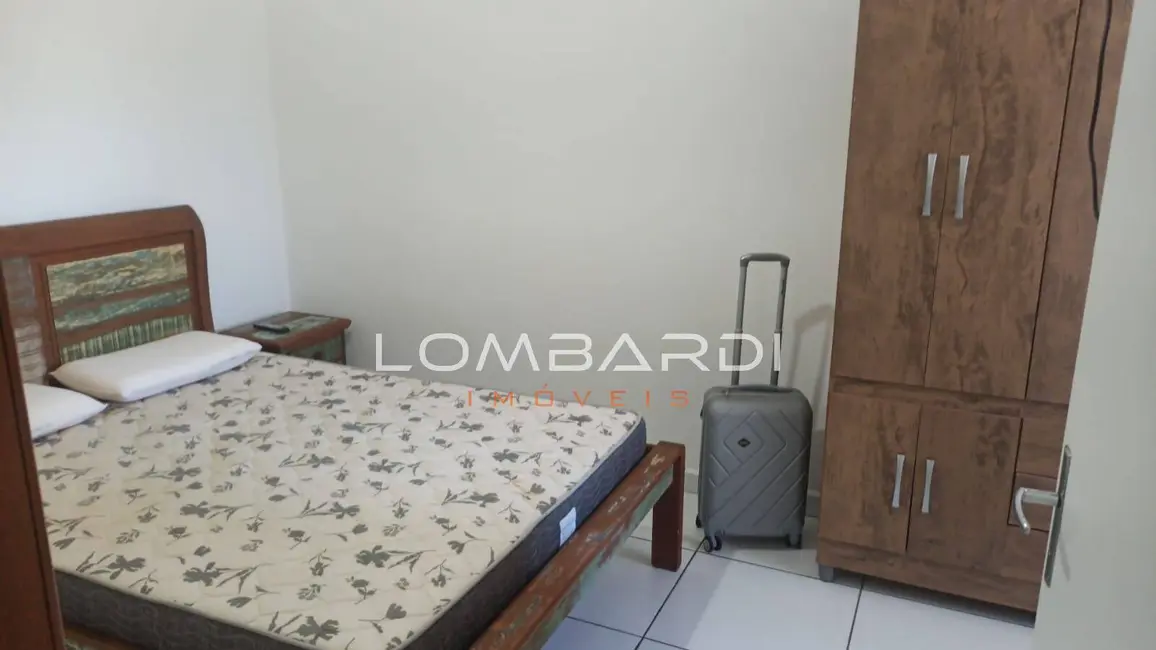 Foto 2 de Apartamento com 2 quartos à venda, 45m2 em Centro, Ubatuba - SP