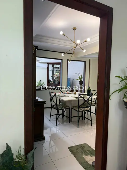 Foto 3 de Apartamento com 3 quartos à venda, 137m2 em Ubatuba - SP