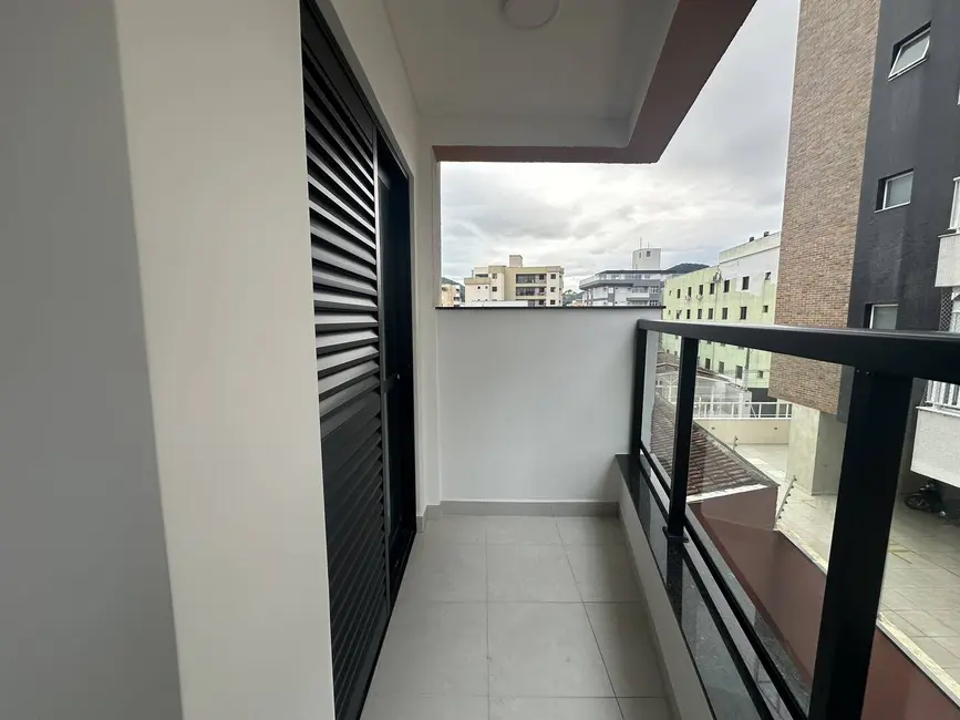 Foto 3 de Apartamento com 2 quartos à venda, 67m2 em Ubatuba - SP