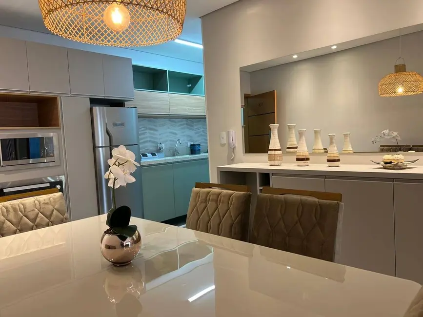 Foto 2 de Apartamento com 2 quartos à venda, 69m2 em Ubatuba - SP