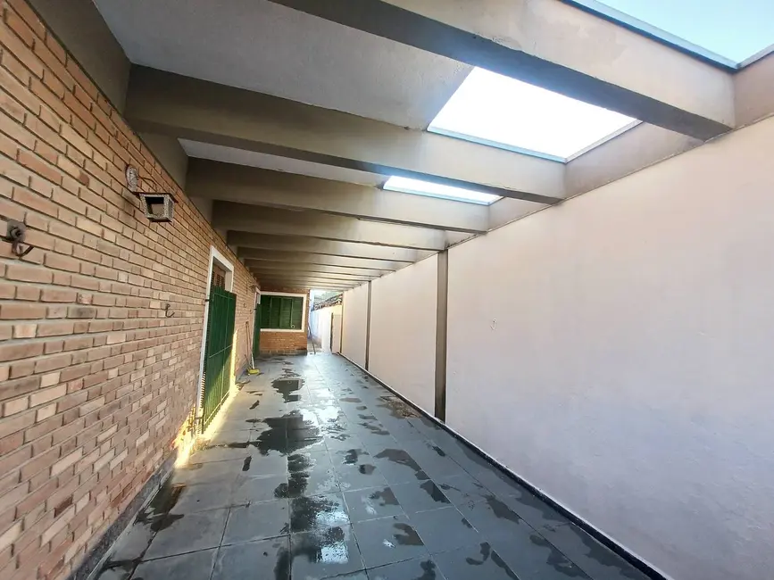 Foto 4 de Casa com 2 quartos à venda, 380m2 em Centro, Ubatuba - SP