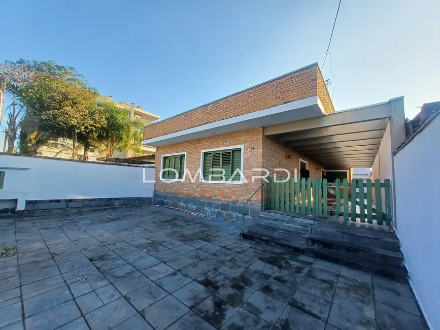 Casa com 2 quartos à venda, 380m2 em Centro, Ubatuba - SP - imagem 1 Foto 1 de Casa com 2 quartos à venda, 380m2 em Centro, Ubatuba - SP
