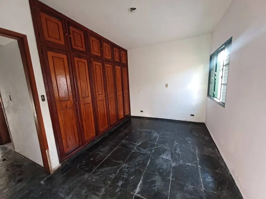 Foto 3 de Casa com 2 quartos à venda, 380m2 em Centro, Ubatuba - SP