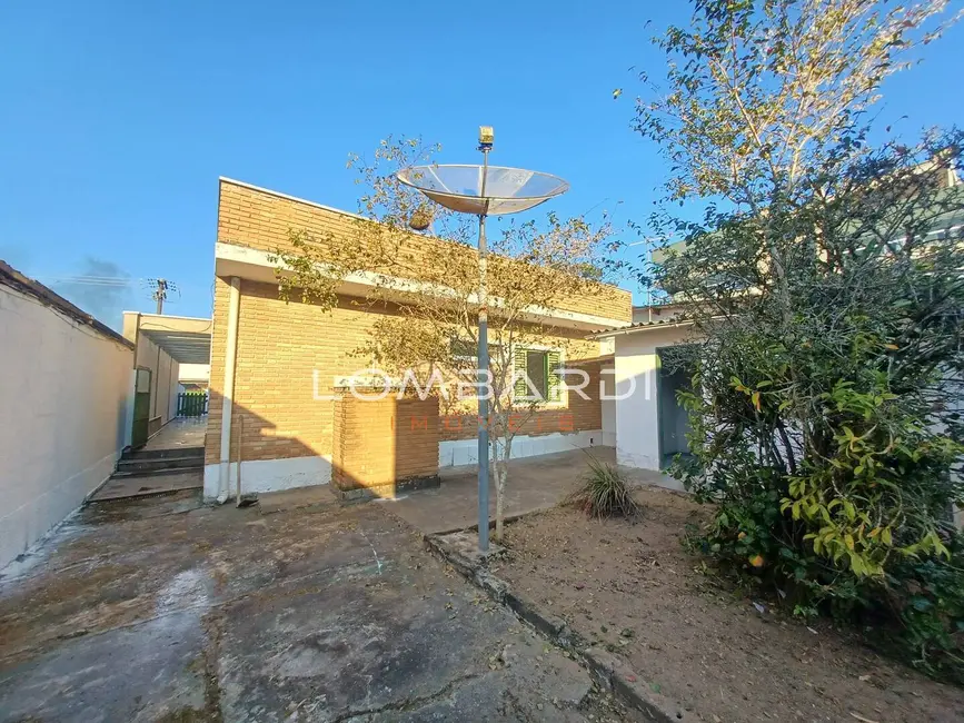 Casa com 2 quartos à venda, 380m2 em Centro, Ubatuba - SP - imagem 2 Foto 2 de Casa com 2 quartos à venda, 380m2 em Centro, Ubatuba - SP