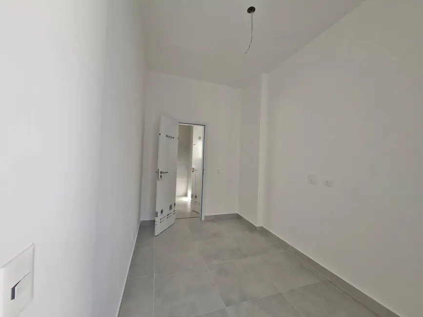 Foto 2 de Apartamento com 1 quarto à venda, 35m2 em Ubatuba - SP