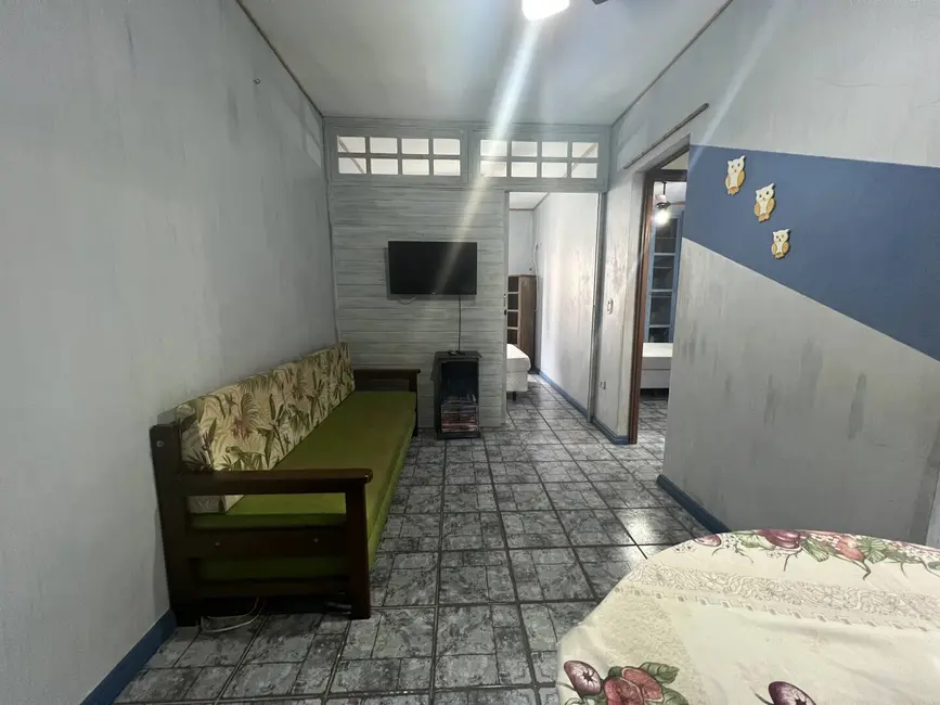 Foto 3 de Apartamento com 2 quartos à venda, 45m2 em Ubatuba - SP