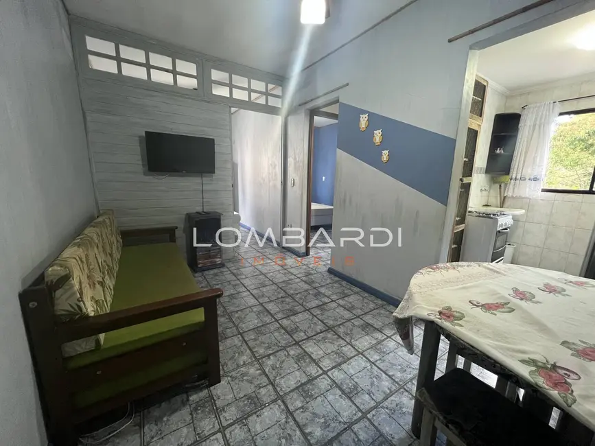 Foto 2 de Apartamento com 2 quartos à venda, 45m2 em Ubatuba - SP