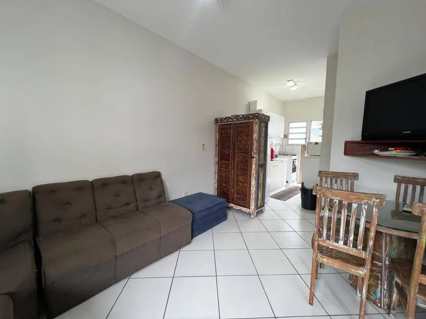 Foto 3 de Apartamento com 2 quartos à venda, 56m2 em Ubatuba - SP