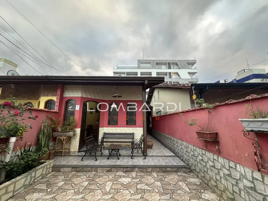 Foto 4 de Apartamento com 4 quartos à venda, 125m2 em Ubatuba - SP