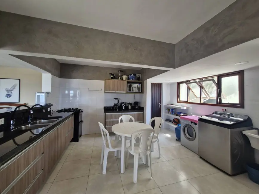 Foto 4 de Apartamento com 3 quartos à venda, 188m2 em Ubatuba - SP
