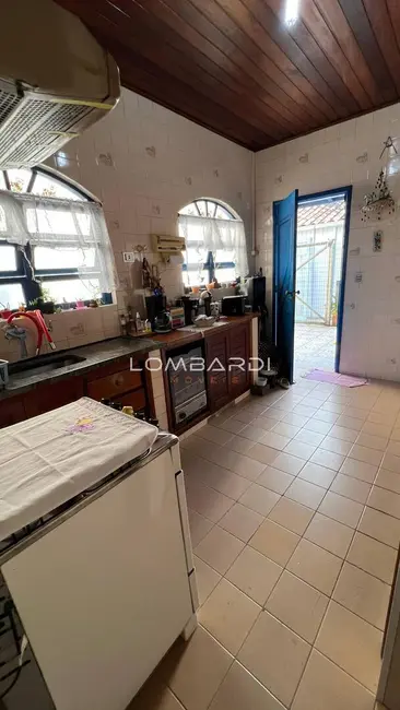 Foto 2 de Casa à venda, 145m2 em Centro, Ubatuba - SP