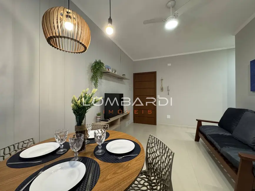 Apartamento com 2 quartos à venda, 50m2 em Ubatuba - SP - imagem 2 Foto 2 de Apartamento com 2 quartos à venda, 50m2 em Ubatuba - SP