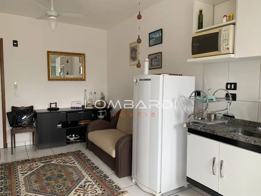 Foto 13 de Apartamento à venda, 45m2 em Centro, Ubatuba - SP