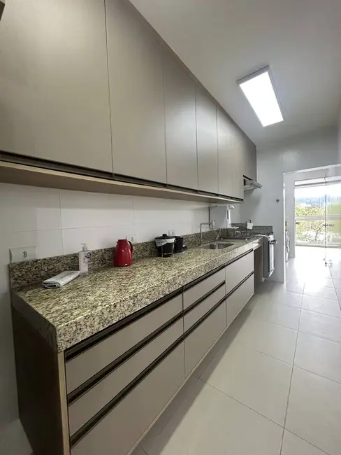 Apartamento com 3 quartos à venda, 118m2 em Centro, Ubatuba - SP - imagem 5 Foto 5 de Apartamento com 3 quartos à venda, 118m2 em Centro, Ubatuba - SP