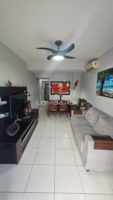 Foto 2 de Apartamento com 2 quartos à venda, 70m2 em Ubatuba - SP