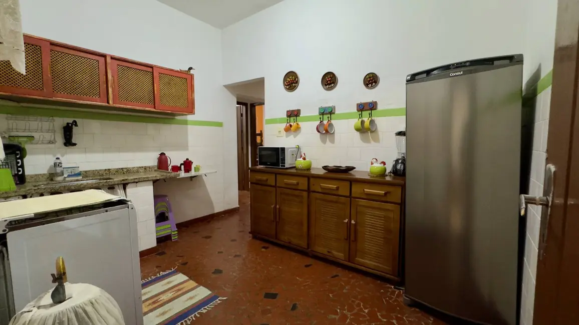 Foto 3 de Casa com 3 quartos à venda, 224m2 em Ubatuba - SP