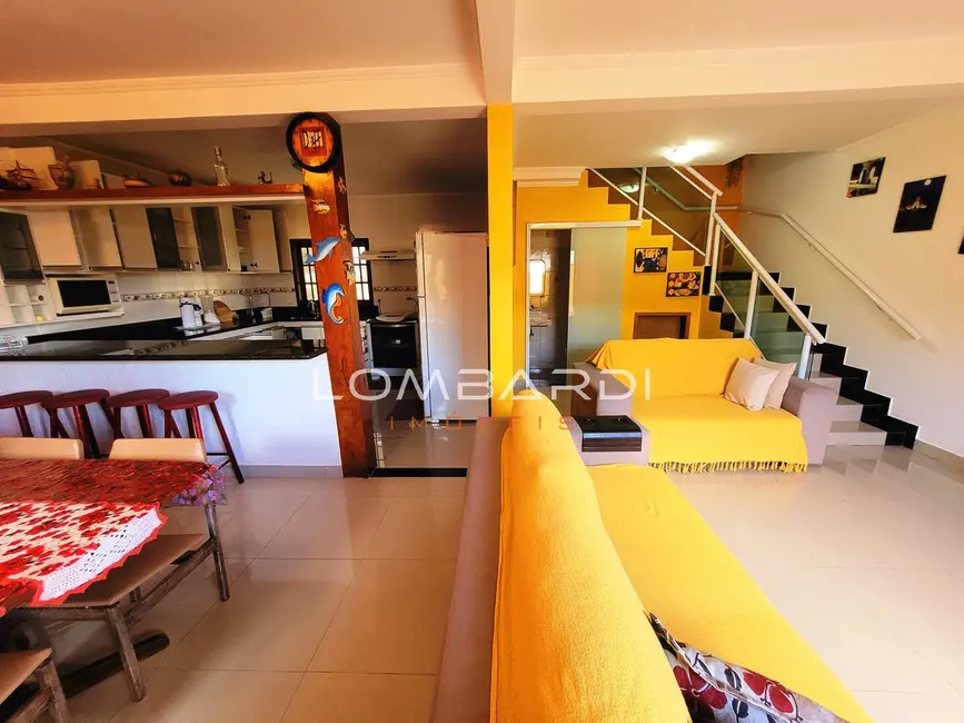 Foto 6 de Casa com 4 quartos à venda, 270m2 em Ubatuba - SP