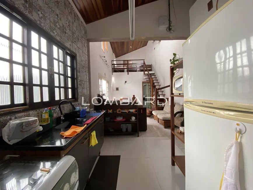 Foto 7 de Casa com 3 quartos à venda, 80m2 em Ubatuba - SP