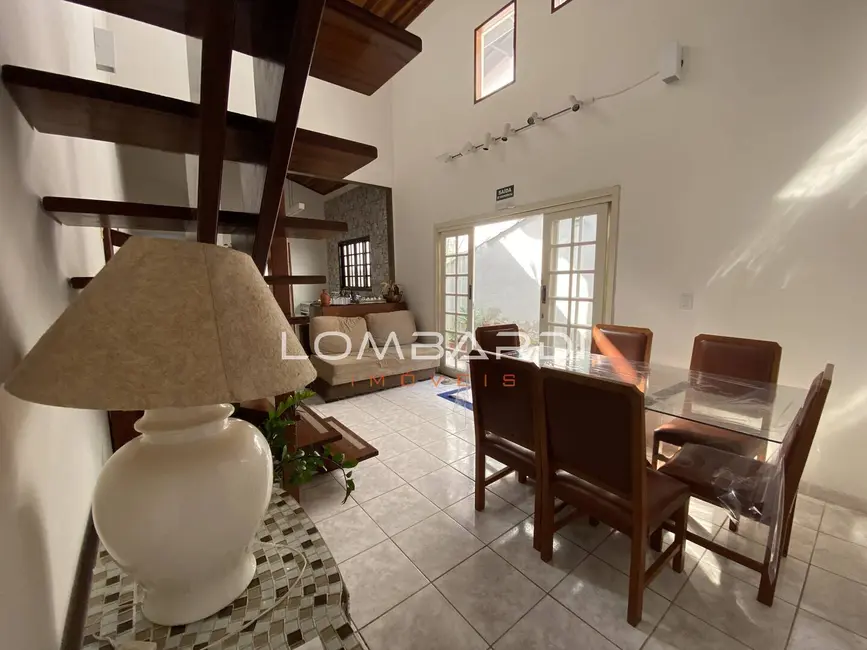 Foto 3 de Casa com 3 quartos à venda, 80m2 em Ubatuba - SP