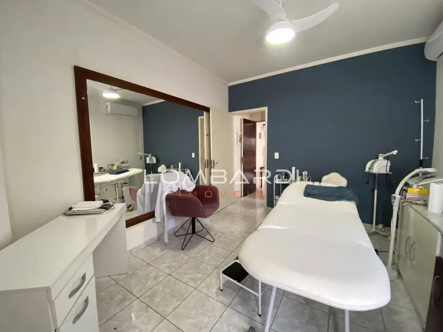 Foto 9 de Casa com 3 quartos à venda, 80m2 em Ubatuba - SP