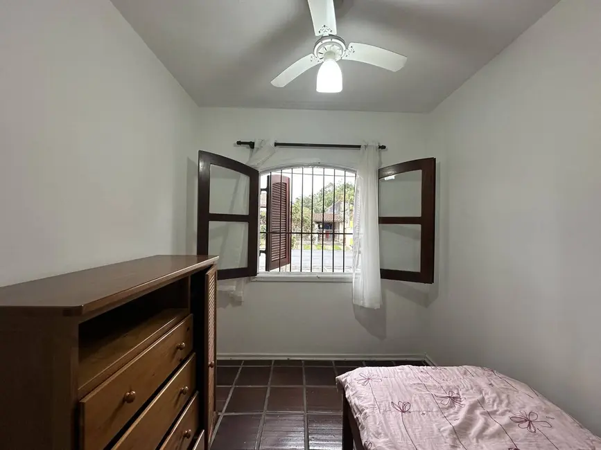 Apartamento com 2 quartos à venda, 60m2 em Ubatuba - SP - imagem 3 Foto 3 de Apartamento com 2 quartos à venda, 60m2 em Ubatuba - SP