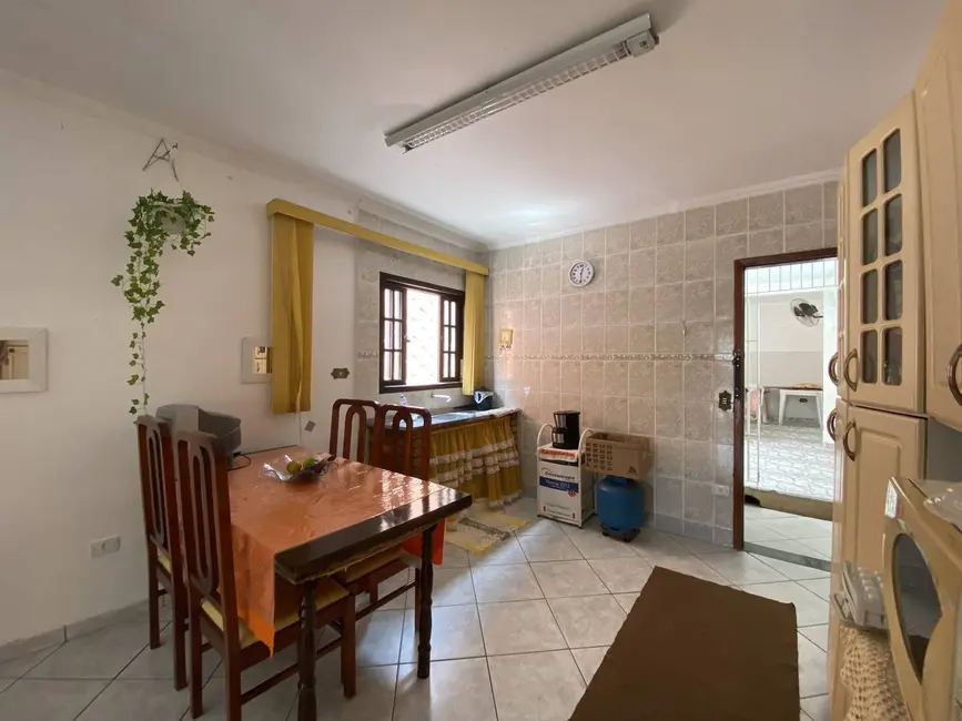 Casa com 3 quartos à venda, 130m2 em Ubatuba - SP - imagem 9 Foto 9 de Casa com 3 quartos à venda, 130m2 em Ubatuba - SP