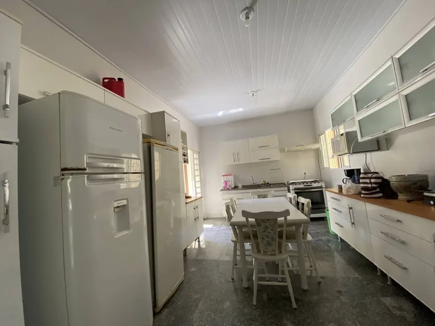 Foto 9 de Casa com 4 quartos à venda, 500m2 em Ubatuba - SP