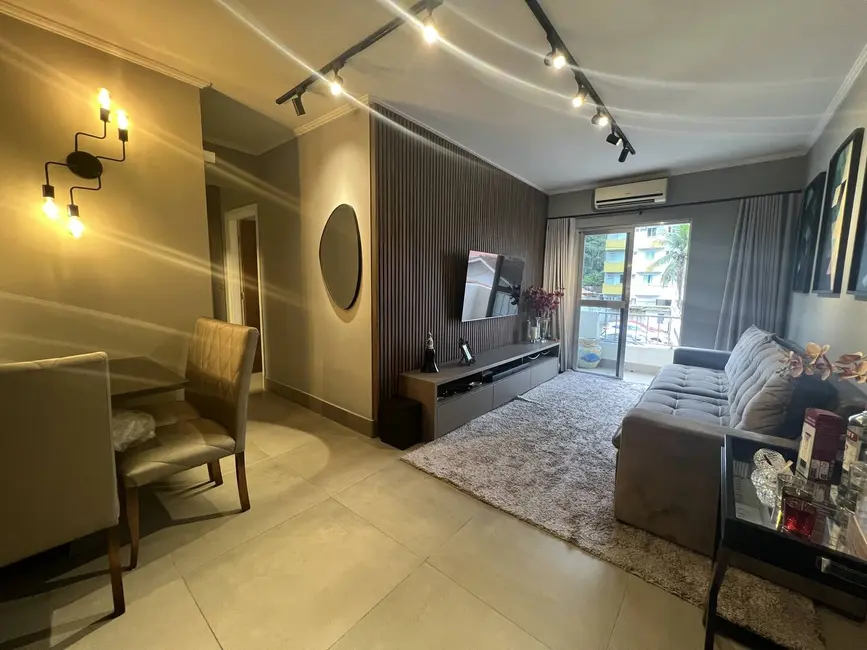 Foto 1 de Apartamento com 2 quartos à venda, 70m2 em Ubatuba - SP