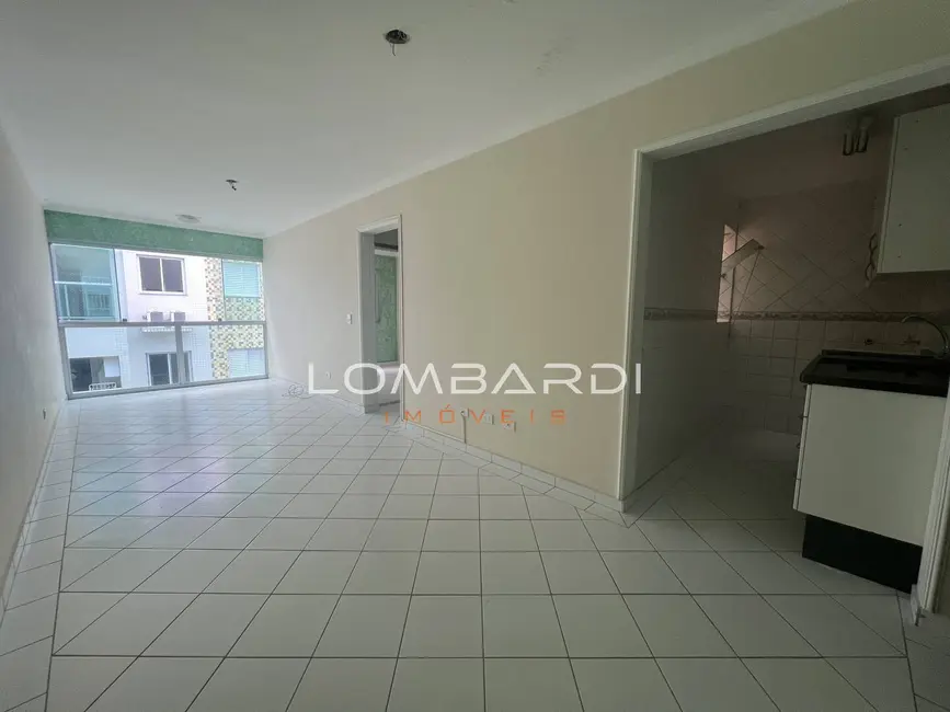 Foto 2 de Apartamento com 1 quarto à venda, 45m2 em Ubatuba - SP