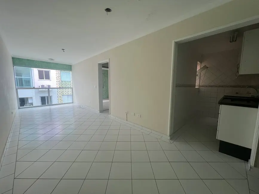 Foto 2 de Apartamento com 1 quarto à venda, 45m2 em Ubatuba - SP
