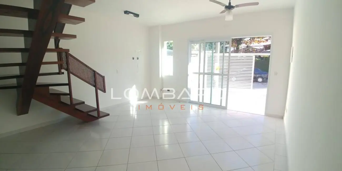 Foto 8 de Casa com 2 quartos à venda em Ubatuba - SP