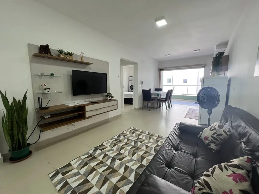 Foto 2 de Apartamento com 2 quartos à venda, 75m2 em Ubatuba - SP
