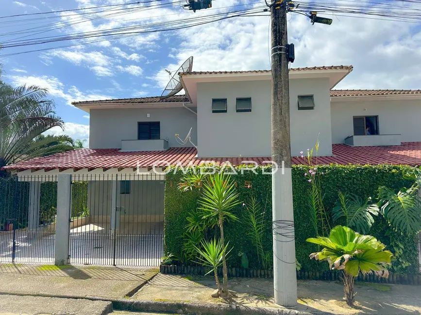 Foto 2 de Apartamento com 3 quartos à venda, 113m2 em Ubatuba - SP