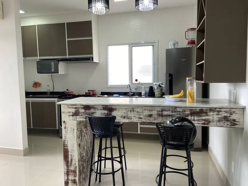 Foto 8 de Apartamento com 3 quartos à venda, 138m2 em Ubatuba - SP