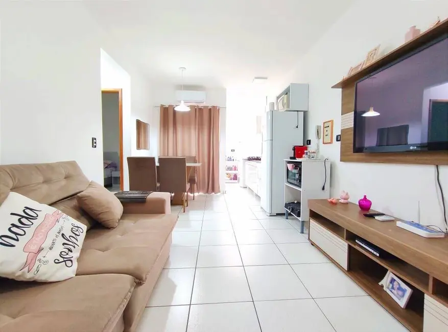 Foto 1 de Apartamento com 2 quartos à venda, 47m2 em Ubatuba - SP