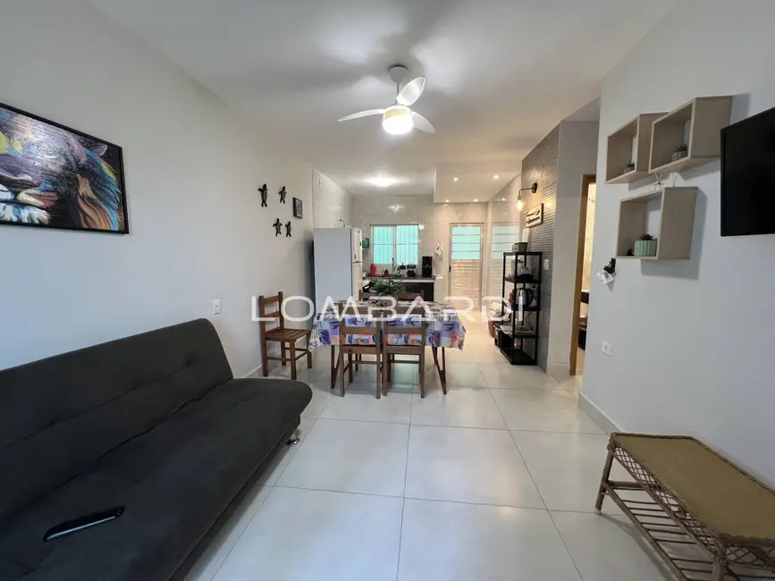 Foto 1 de Apartamento com 2 quartos à venda, 70m2 em Ubatuba - SP