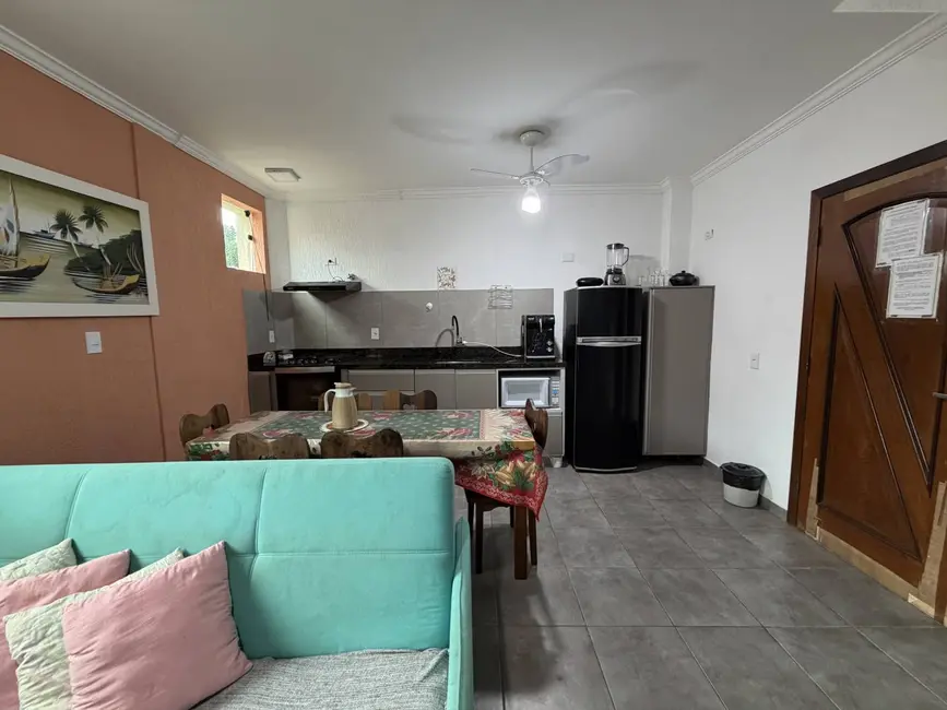 Foto 9 de Apartamento com 3 quartos à venda, 90m2 em Ubatuba - SP