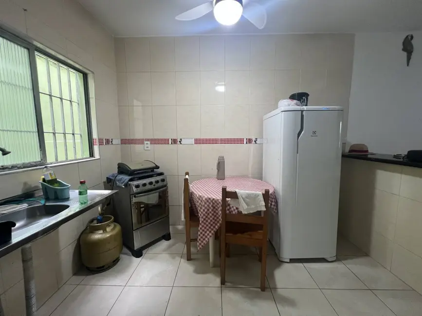 Apartamento com 2 quartos à venda, 60m2 em Ubatuba - SP - imagem 4 Foto 4 de Apartamento com 2 quartos à venda, 60m2 em Ubatuba - SP