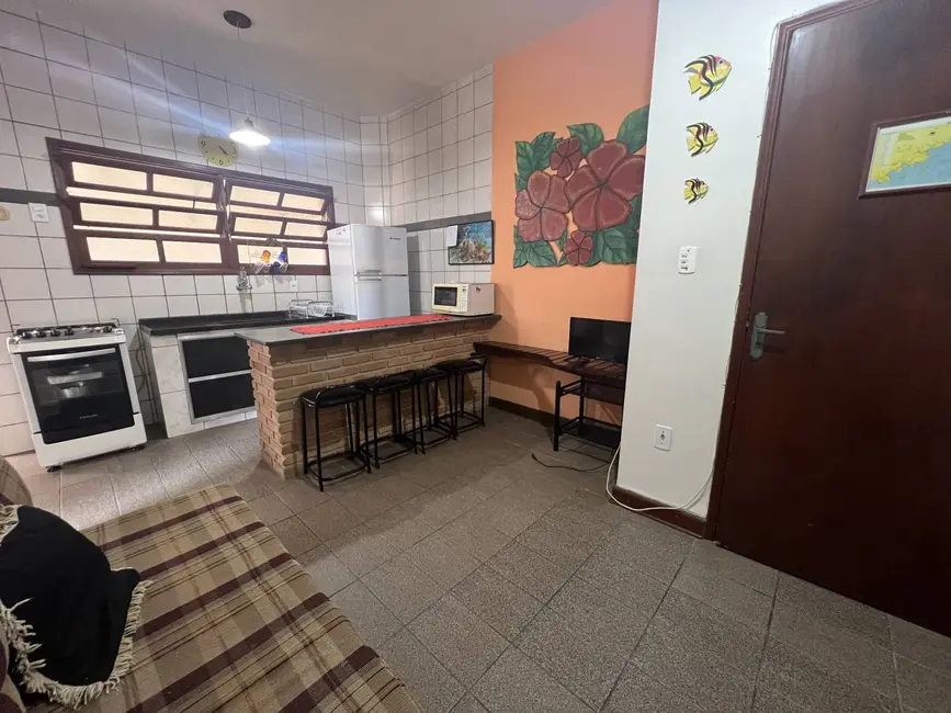 Foto 2 de Apartamento com 1 quarto à venda, 50m2 em Ubatuba - SP