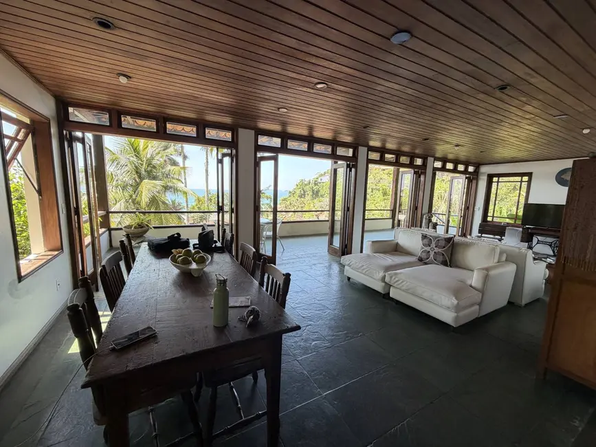Foto 3 de Apartamento com 5 quartos à venda, 300m2 em Ubatuba - SP